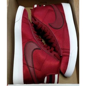 Women's Nike Blazer Mid Premium Sneakers